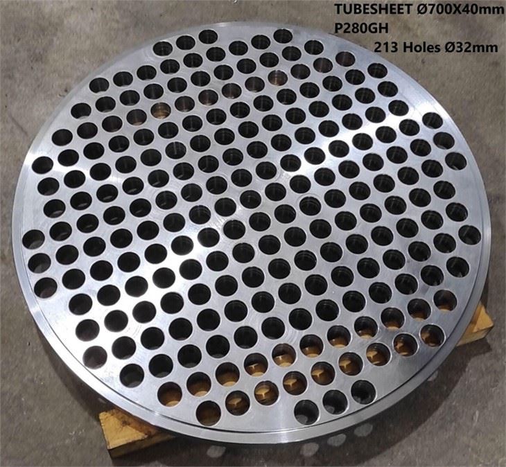 Tubo de acero con revestimiento de titanio para intercambiador de calor