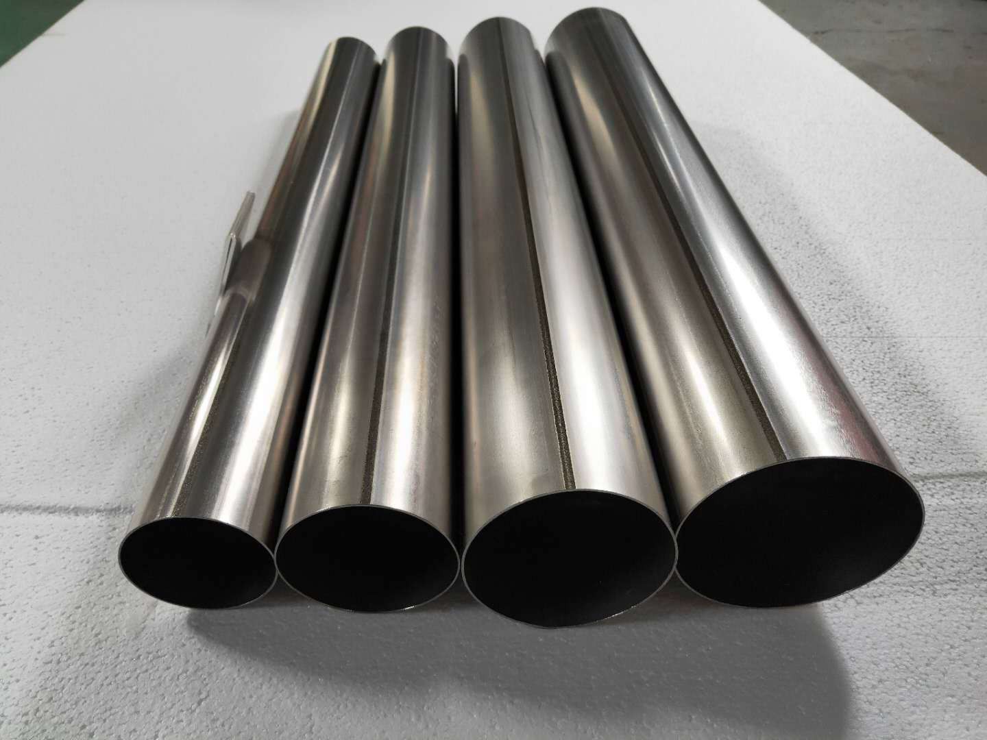 Titanium tube (46)